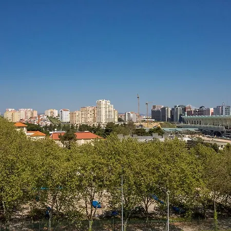 Apartment Charming With Balcony & Pool *