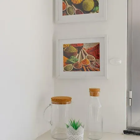 Appartement Charming With Balcony & Pool *