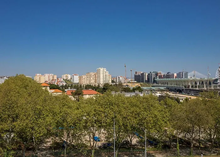 Appartement Charming With Balcony & Pool *