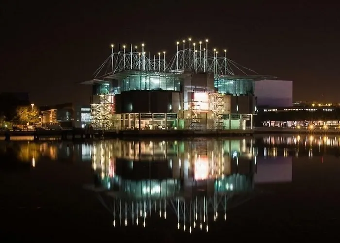 Appartement Charming With Balcony & Pool *