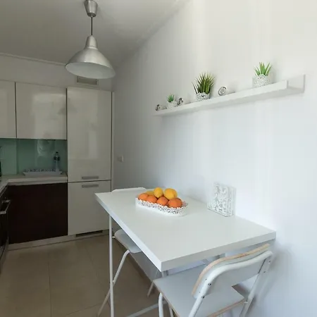Apartamento Charming With Balcony & Pool *